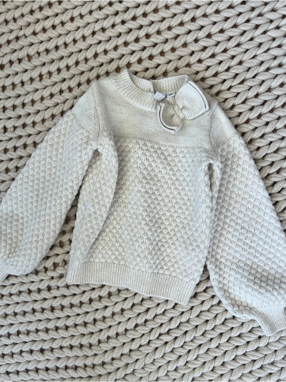 Janie & Jack size 5 cream and gold bubble sleeve sweater with bow